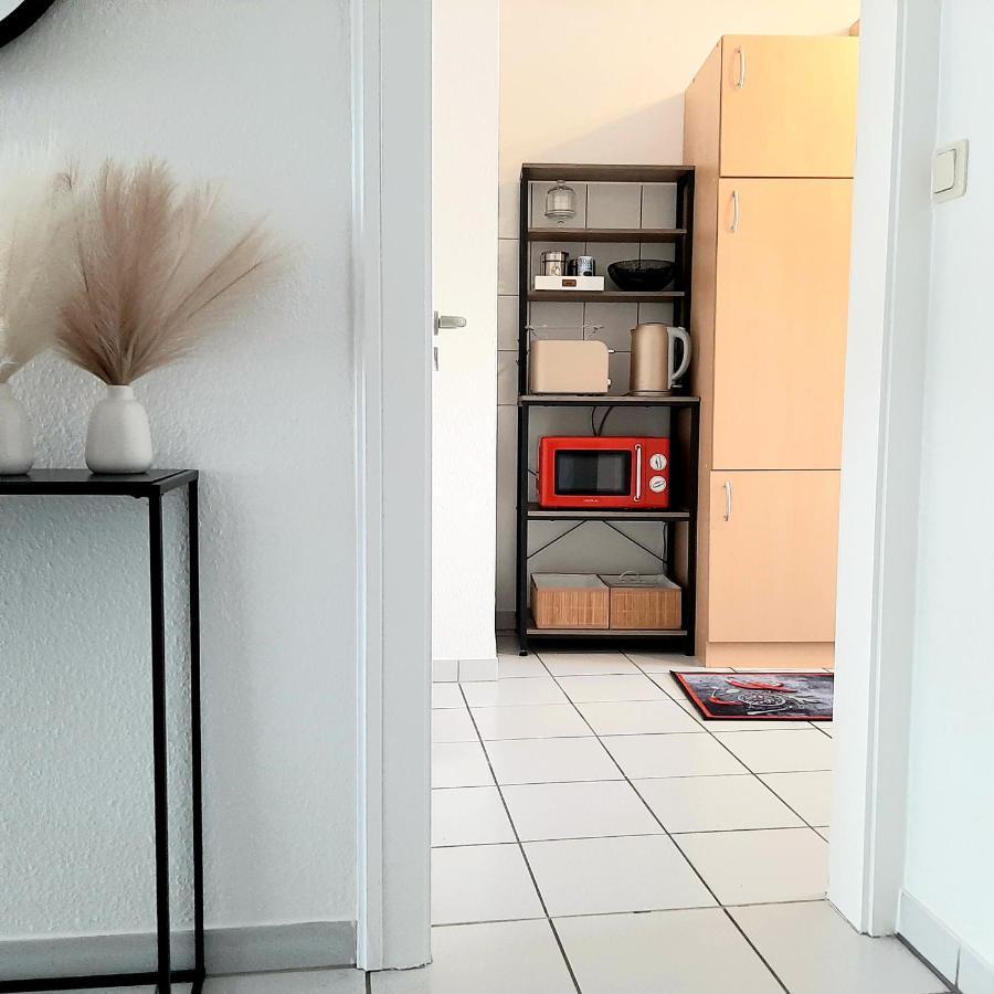 Comfort Apartment - Self-Check-In - 2 Schlafzimmer - Bis 5 Pers - Zentrumnah - Parkplatz - Wifi - Balkon 诺因基兴 外观 照片